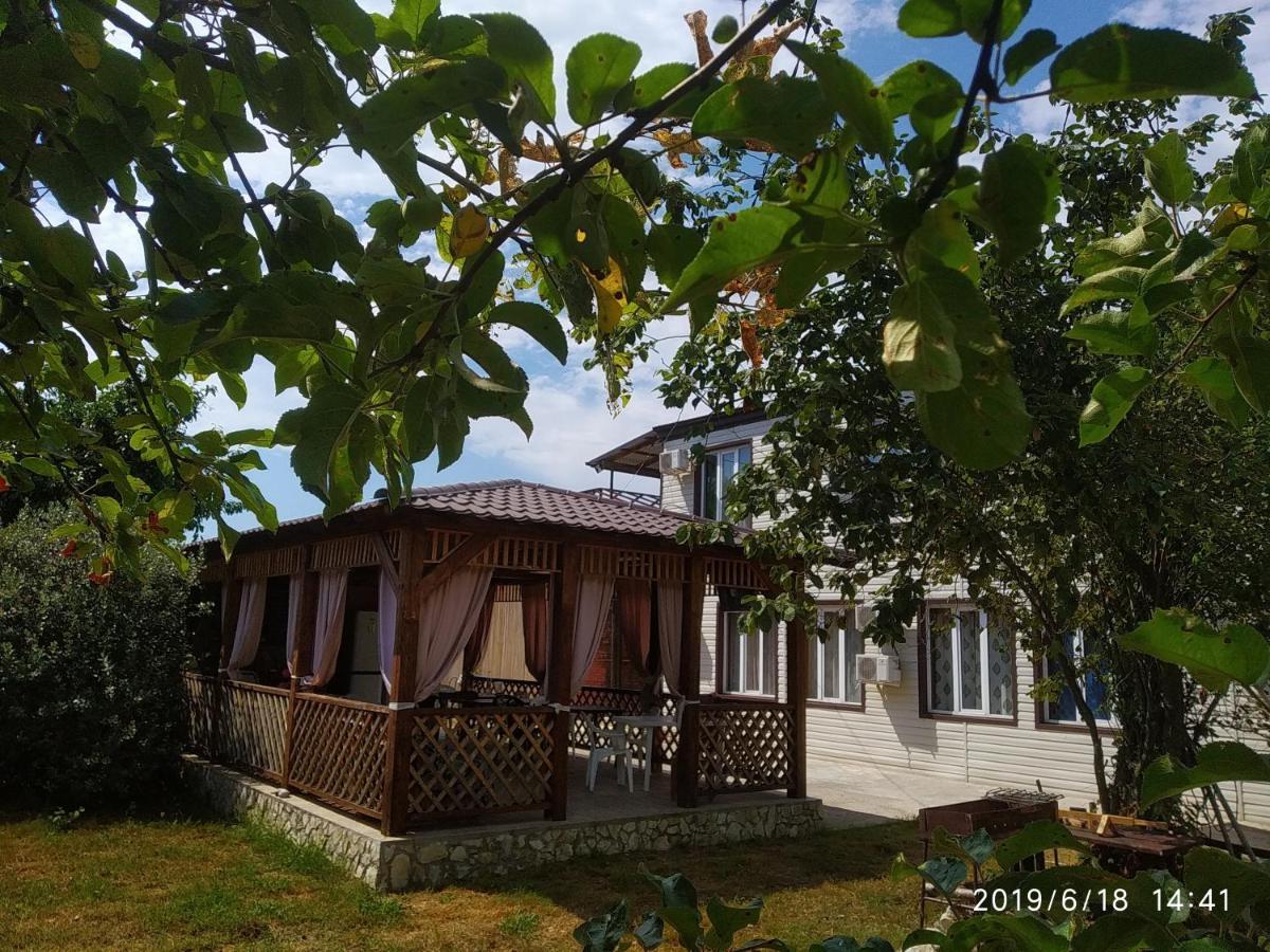 Бархат Gantiadi Exterior foto